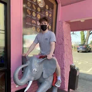 Meet your Posher, Andrew